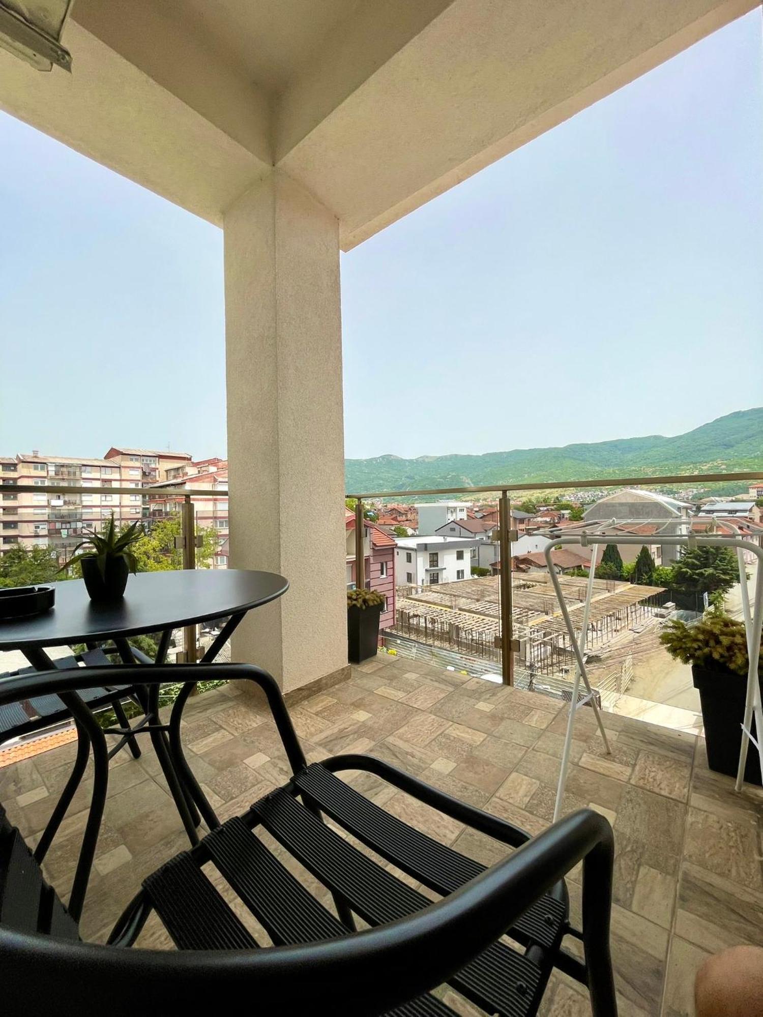 Velvet Apartment 5 Minutes To Center Ohrid Bagian luar foto